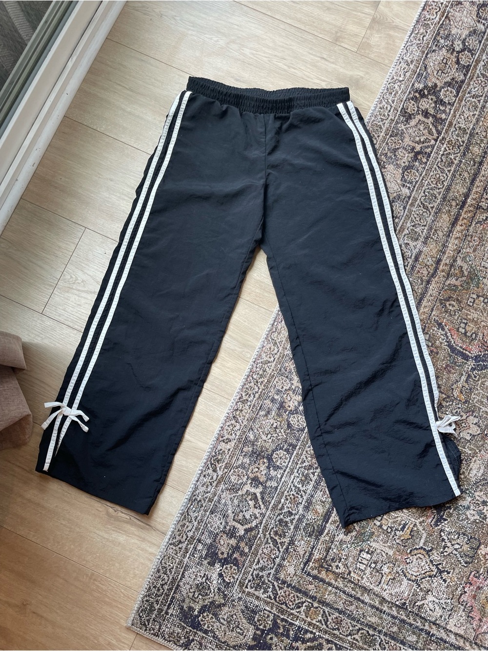 Art class black and white track pants with bows